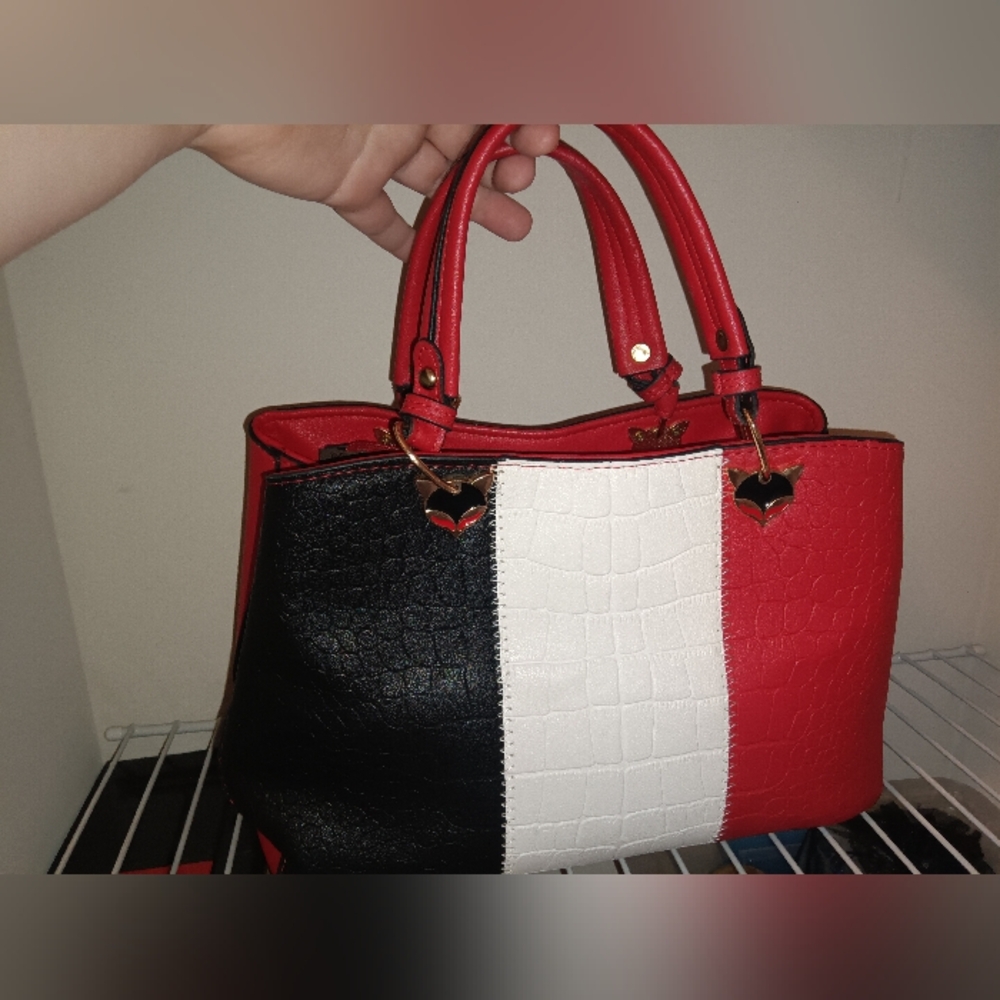 Vintage Purse Red Fox Accents black red white leather handbag cute metal zippers